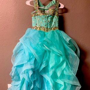 Girls pageant dress